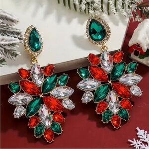 New! Christmas jewelry Festive Red and Green Teardrop Earrings
